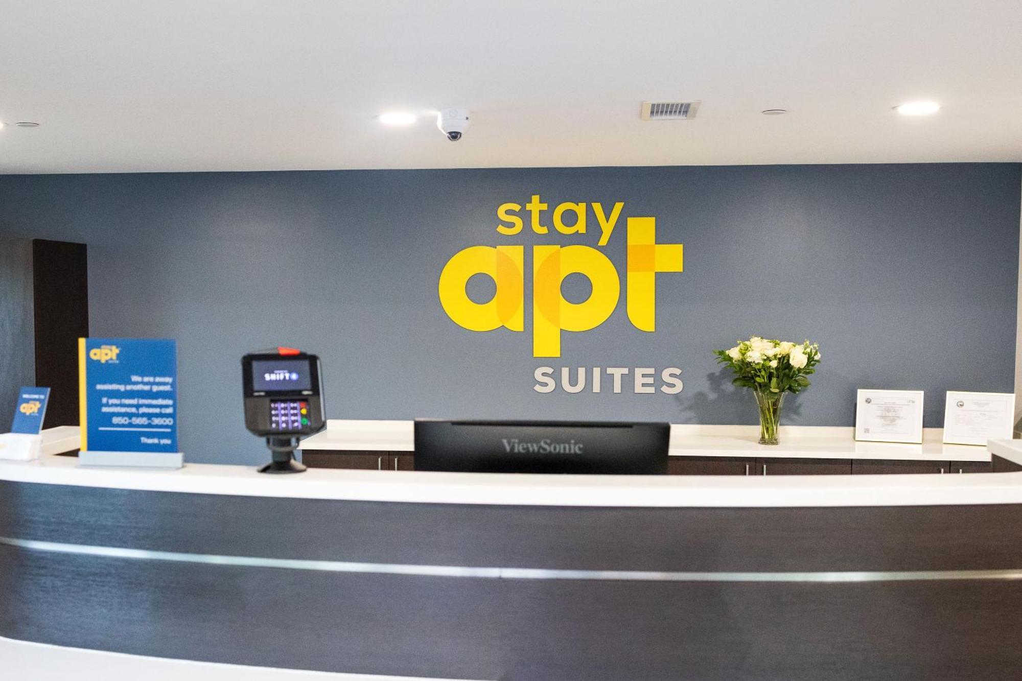 Stayapt Suites Atlanta-Newnan Exterior photo